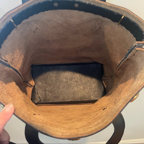 LEATHER TOTE BAG WITHE VINTAGE CIVIL WAR CALVARY HEART BRIDLE ROSETTES - Picture 16 of 16